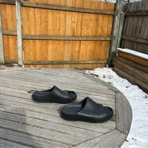 Sperry Classic Black Slide Sandals